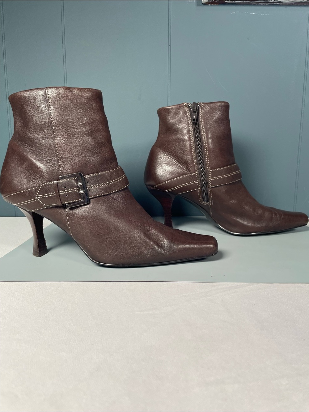 Michael Shannon Vintage Y2K Brown Leather Pointed Toe Ankle Boots Buckle Sz 5.5M